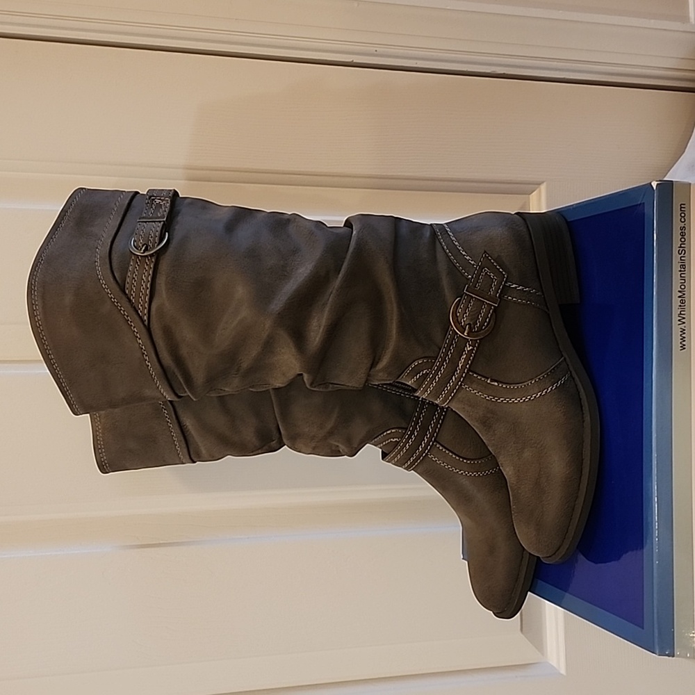 White Mountain Lariat Boots